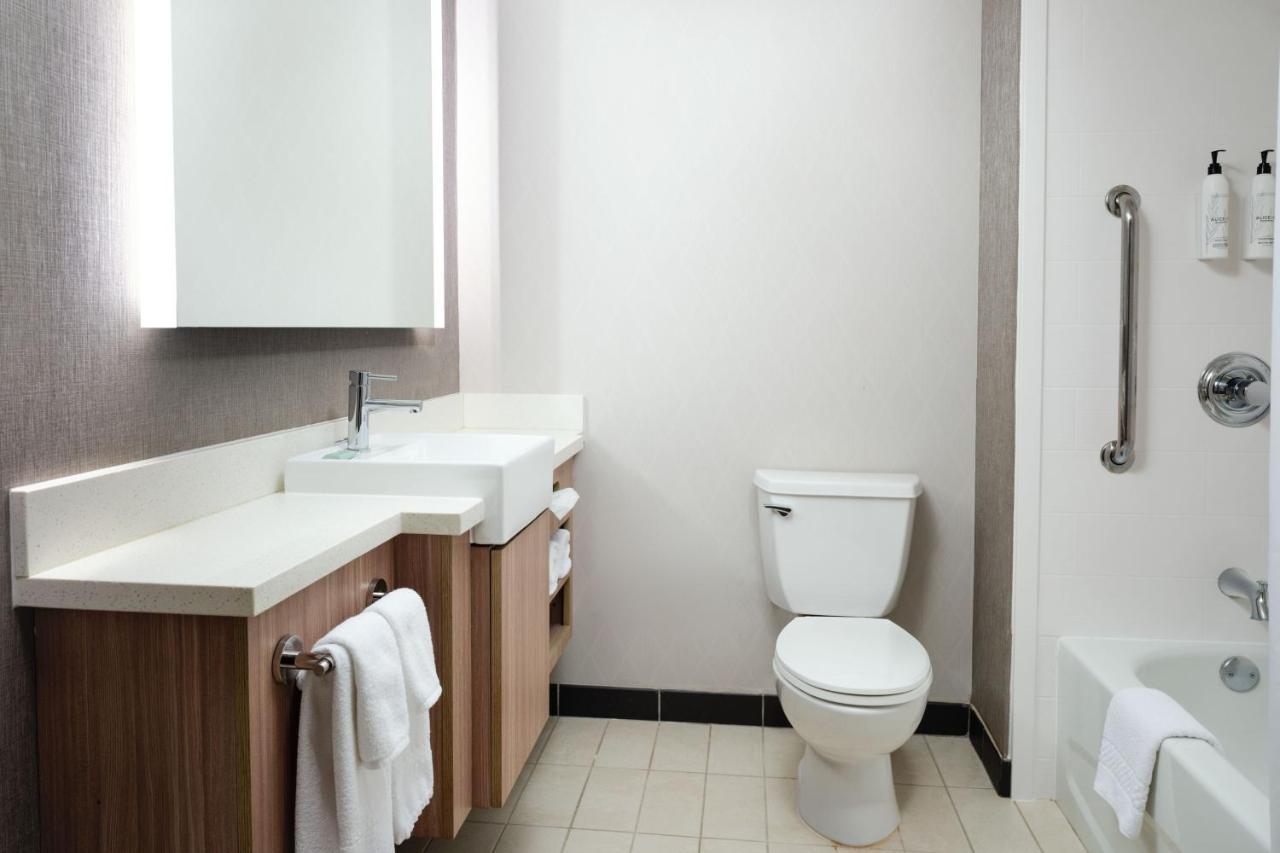 Springhill Suites Minneapolis-St. Paul Airport/Mall Of America Блумингтон Экстерьер фото